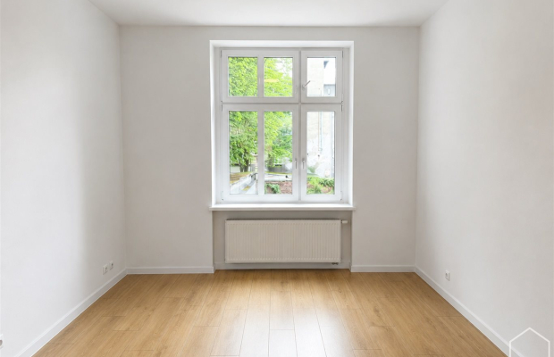 Reprezentacyjny apartament w zabytkowej kamienicy 