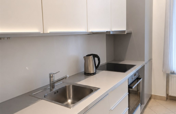 Funkcjonalny apartament w pobliżu Parku Chopina