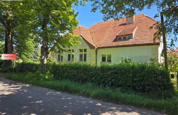 * Dom z duszą! Dawna szkoła pod usługi-Iwno 400 m2
