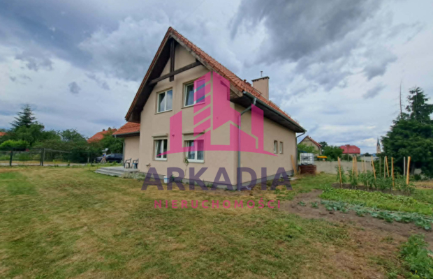 Dom na sprzedaż w Pieszycach 176m2