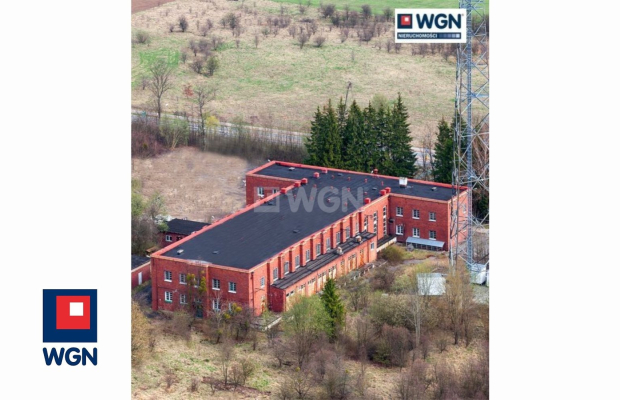 Lidzbark Warmiński, budynek biurowo-techniczny z dużą działką inwestycyjną, sprzedam, 3 500 0000 zł, netto.  
  
Duża działka i