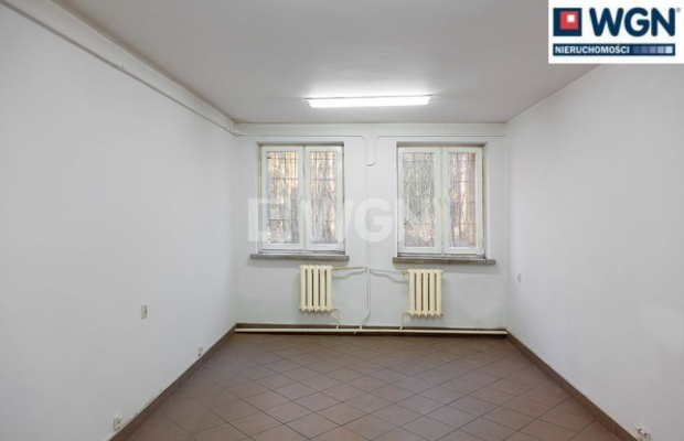 Olsztyn, budynek biurowy, dom mieszkalny, 1102 m2, sprzedam, 1 350 000 zł, netto.  
  
Kompleks budynków pod działalność gospod