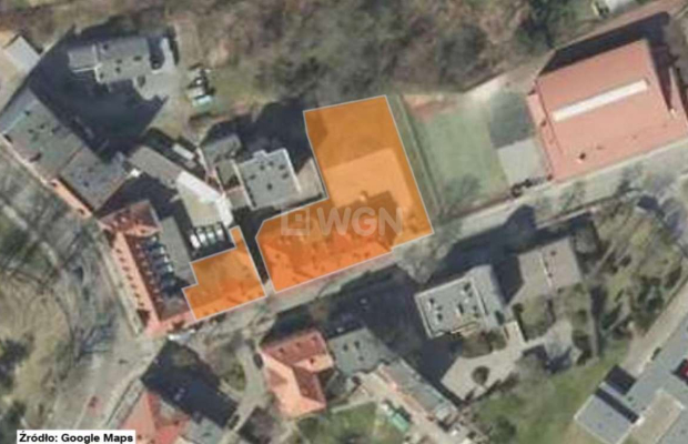 Brzeg, budynek biurowo - usługowy, 2 159 m2, sprzedam, 1 600 000 PLN netto.  
  
Budynek pod mieszkania przy Parku Centralnym. 