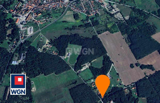 Szklarki, budynek usługowo - mieszkalny, sprzedam, 450 000,- PLN netto.  
  
Budynki w Szklarkach:  
- na dużej działce,  
- z 