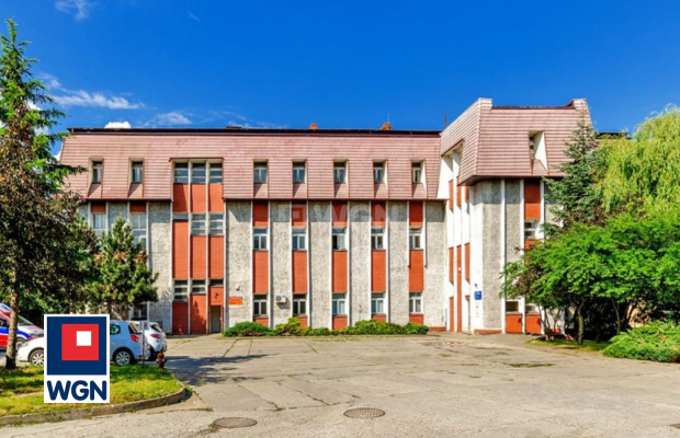 Jarocin, budynki biurowe, 2 866 m2, sprzedam, 1 870 000 PLN, netto. 
 
Działki i budynki pod mieszkania. 
 
Na nieruchomość skł