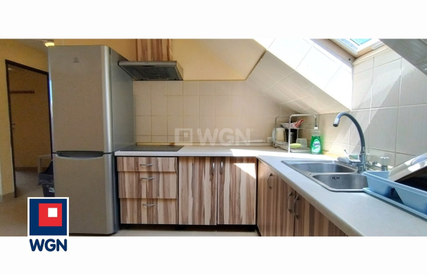 Sucha Górna, dom, 9 pokoi, 220 m2, działka 909 m2, sprzedam, cena 1 150 000 zł.  
  
Na sprzedaż budynek wolnostojący o powierz
