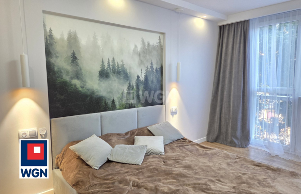 Legnica, mieszkanie, 2 pokoje + salon z kuchnią, 53,90 m2, sprzedam, 480 000 zł. 
 
Na sprzedaż mieszkanie przy ul. Marsa na 2 