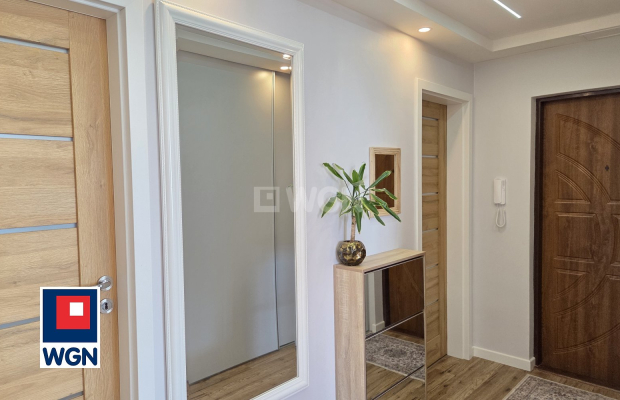 Legnica, mieszkanie, 2 pokoje + salon z kuchnią, 53,90 m2, sprzedam, 480 000 zł. 
 
Na sprzedaż mieszkanie przy ul. Marsa na 2 