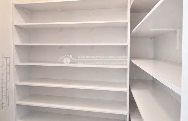 Dom z panoramicznym widokiem na Beskidy | 242,85 m² | Działka 1450 m² | Bystra 

  Są nieruchomości, które trudno opisać samymi