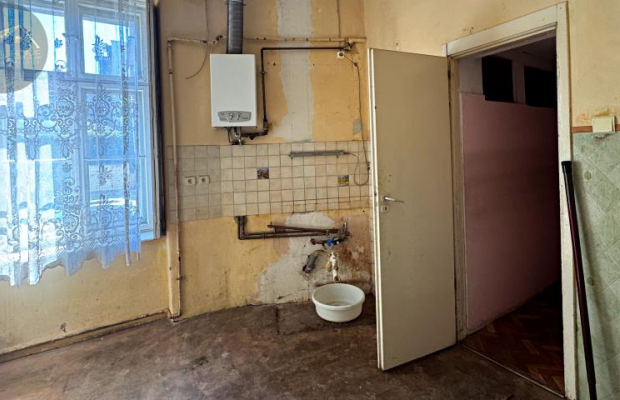 Parter, 99,5m2 / pod kancelarie, biura, gabinety