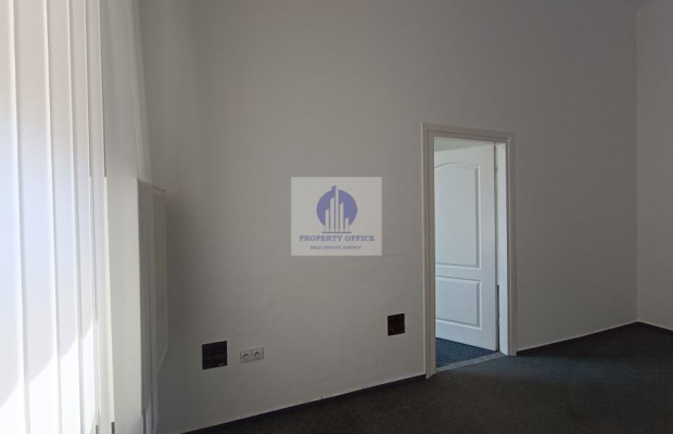 Śródmieście: lokal biurowy 33,50 m2 do wynajęcia