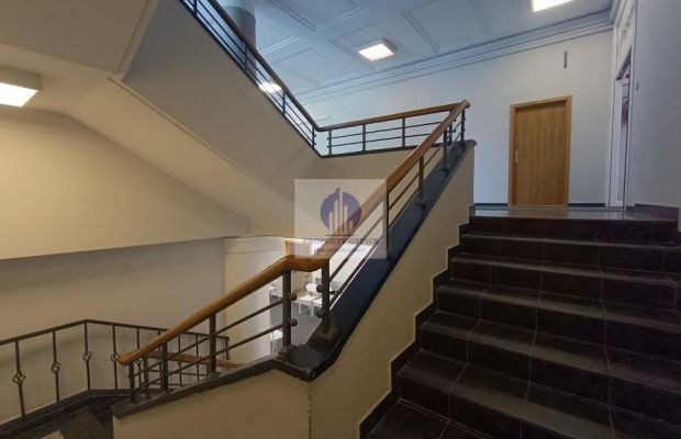 Śródmieście: lokal biurowy 33,50 m2 do wynajęcia