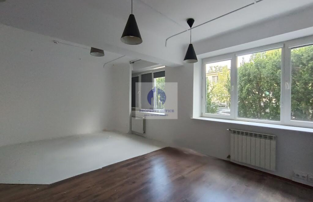 Mokotów: lokal biurowo-usługowy 90,93m2 do wynajęcia