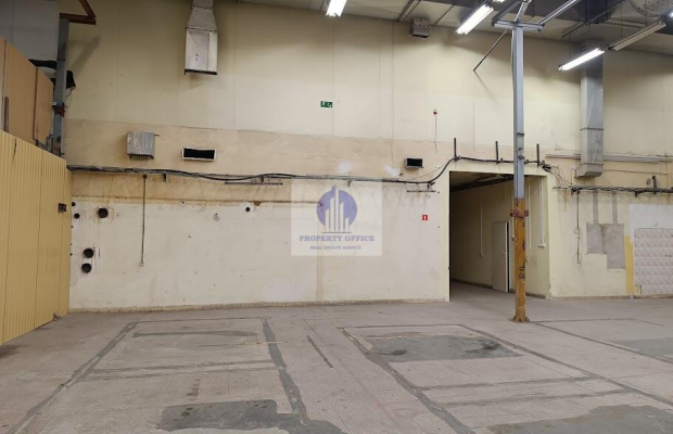 Bielany: magazyn 590,66 m2 do wynajęcia