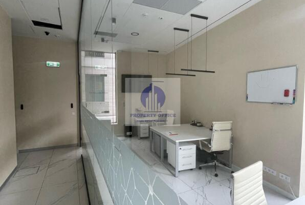 Śródmieście: lokal na usługi medyczne 690m2 do wynajęcia