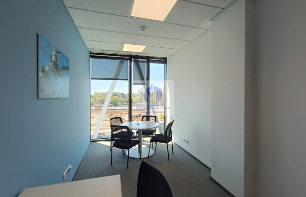Mokotów: biuro serwisowane dla 1- 4 osób do wynajęcia