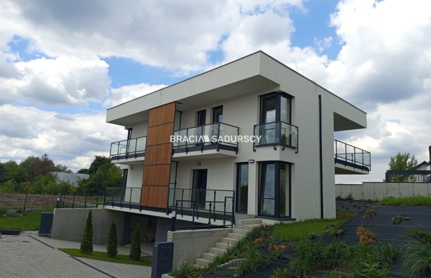 Nowoczesny dom w zielonej okolicy 150m2