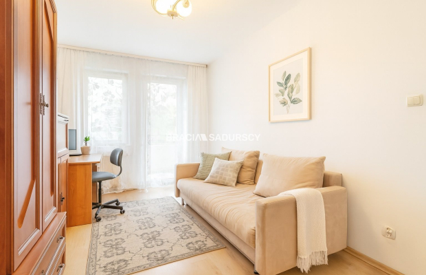 3-POKOJOWE, BALKON, ATRAKCYJNA LOKALIZACJA