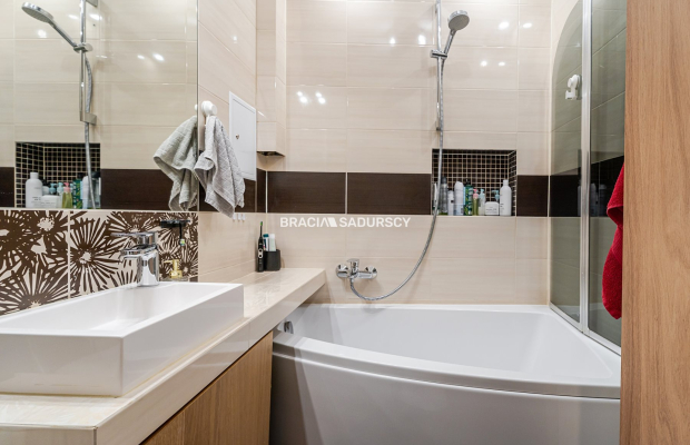 2 pokoje | 51,32 m² | duży balkon | os. Handlowe |