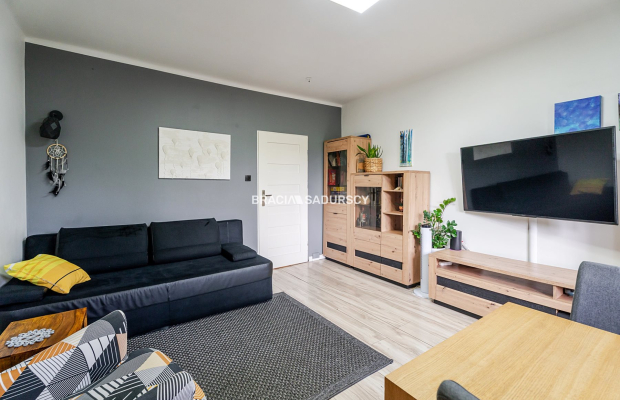 2 pokoje | 51,32 m² | duży balkon | os. Handlowe |