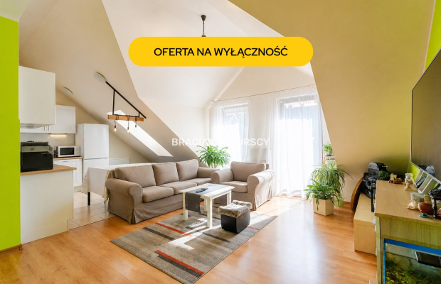 2-pok, 48 m² (ok. 60 m² po podłodze), balkon