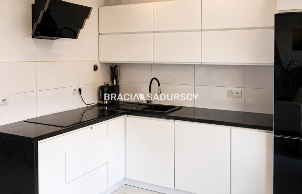 2 pok ok 52,5m2 z tarasem i ogórdkiem 130m2