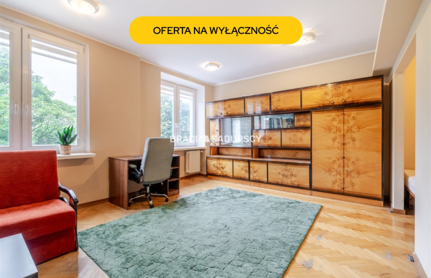 Na sprzedaż/ kawalerka z potencjałem/ 37m2
