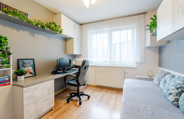 os. Piastów, 2pok.+kuchnia, tramwaj, ekstra loggia