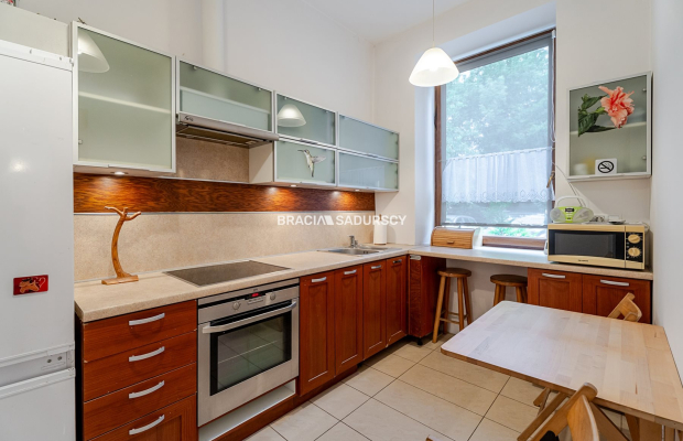 60,17 m² | 3 pokoje | Piwnica | Kameralny Budynek