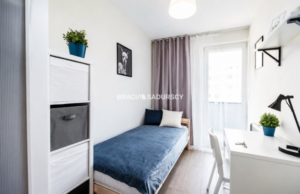 5 pokoi, Prokocim, balkon