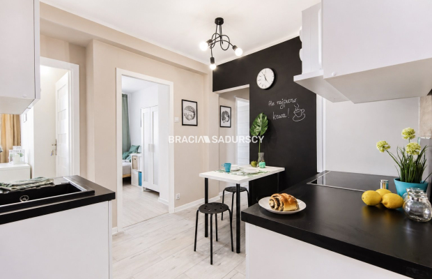5 pokoi, Prokocim, balkon