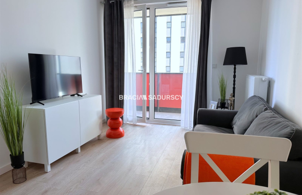 2 pokoje balkon tramwaj centrum miasta