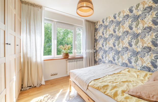 Duże mieszknie 3 sypialnie salon balkon
