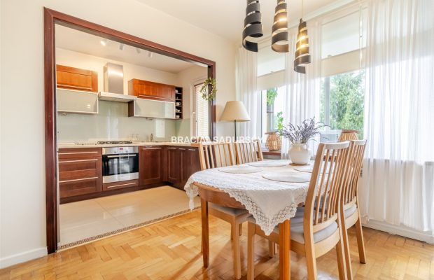 Duże mieszknie 3 sypialnie salon balkon