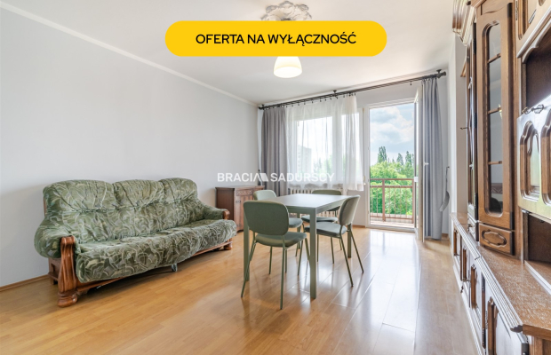 Przestronne 4-pokojowe mieszkanie | Czyżyny | Balkon | 4 piętro   
 
Na sprzedaż przestronne, rozkładowe 4-pokojowe mieszkanie 