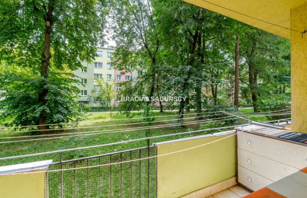 Kraków, Bieńczyce - osiedle Jagiellońskie. Na sprzedaż mieszkanie 2 pokojowe - 42 m² z balkonem położone na parterze czteropięt