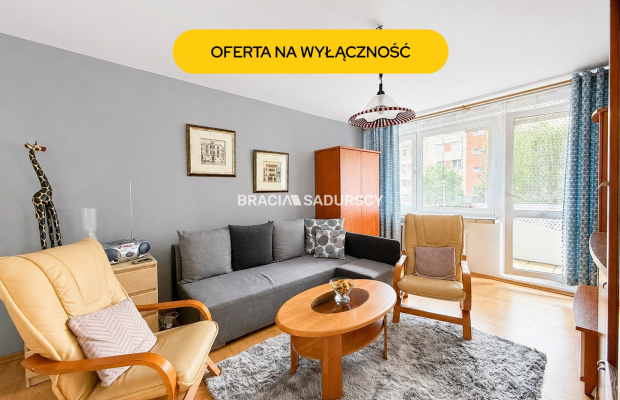 Kawalerka z osobną kuchnią, 37 m², balkon