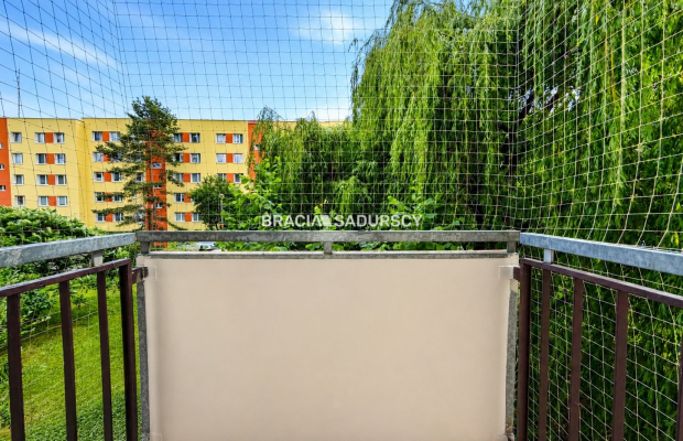 Kawalerka z osobną kuchnią, 37 m², balkon