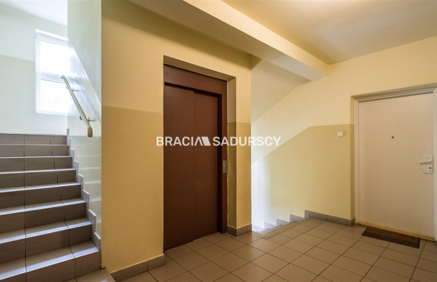 2 pokoje - Grzegórzecka - 2800 złotych