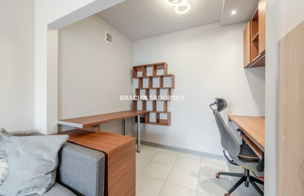 Kawalerka z balkonem | 28,8 m² | os. Złotego Wieku