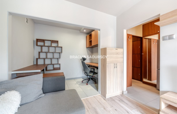 Kawalerka z balkonem | 28,8 m² | os. Złotego Wieku