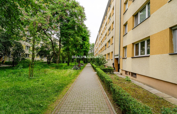 Kawalerka 28 m² | 1. piętro | al. Pokoju