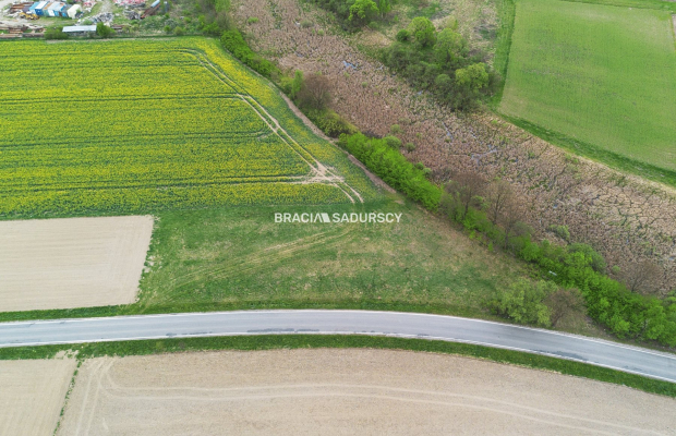 30 ar działek budowlanych, gm. Czernichów 