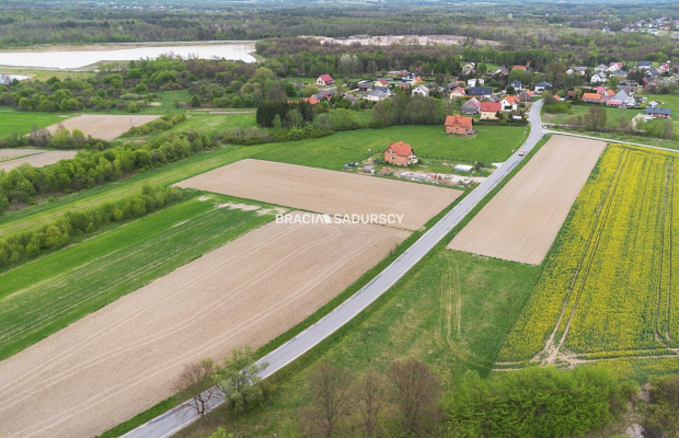 30 ar działek budowlanych, gm. Czernichów 