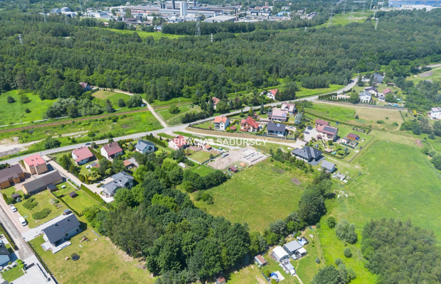 Dom z dużą działką budowlaną. Rzozów 87 arów.