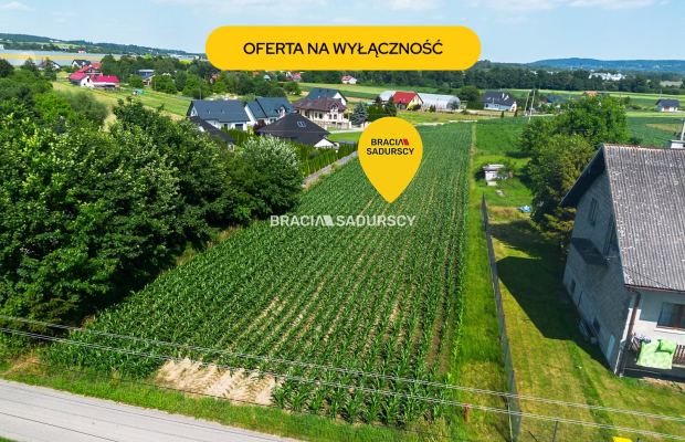 Działka budowlana 34 ar Morawicagm. Liszki