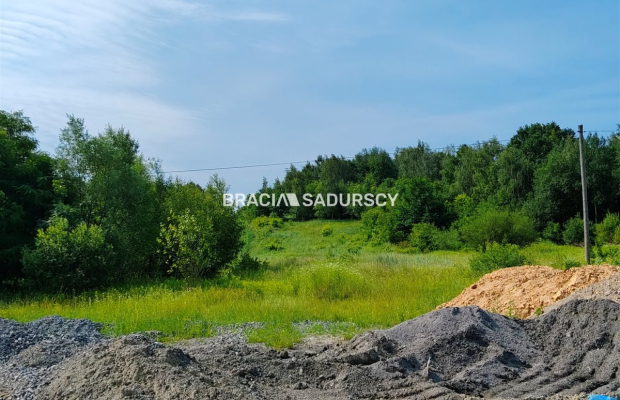 Duża działka przemysłowo-usługowa w Bodzanowie.