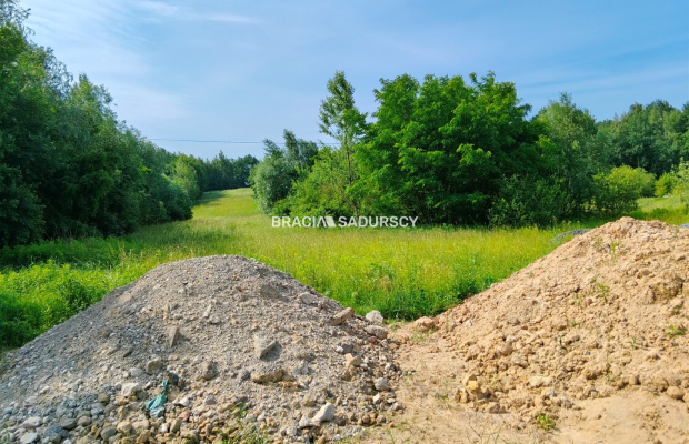 Duża działka przemysłowo-usługowa w Bodzanowie.