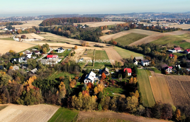 Wolnostojący dom ok. 600 m2