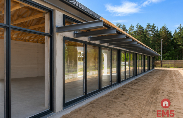 Lokal handlowo-usługowy 390 m2